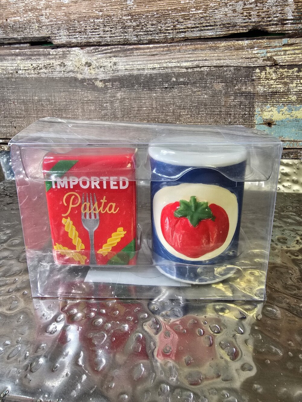 Ceramic Tomato & Pasta Salt and Pepper Shakers - Red and Blue, NWT